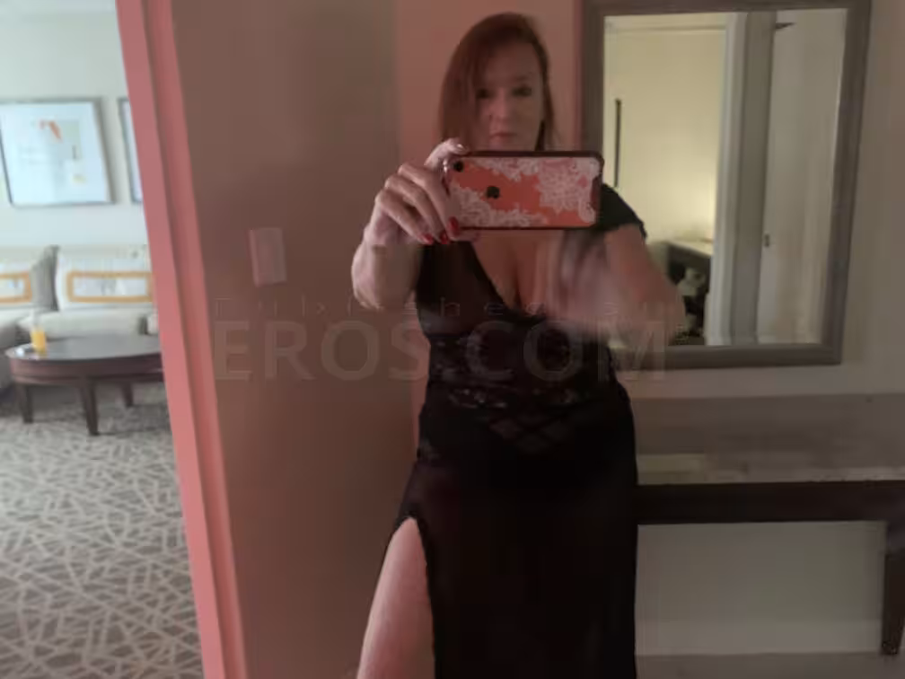 Terri, photo 2