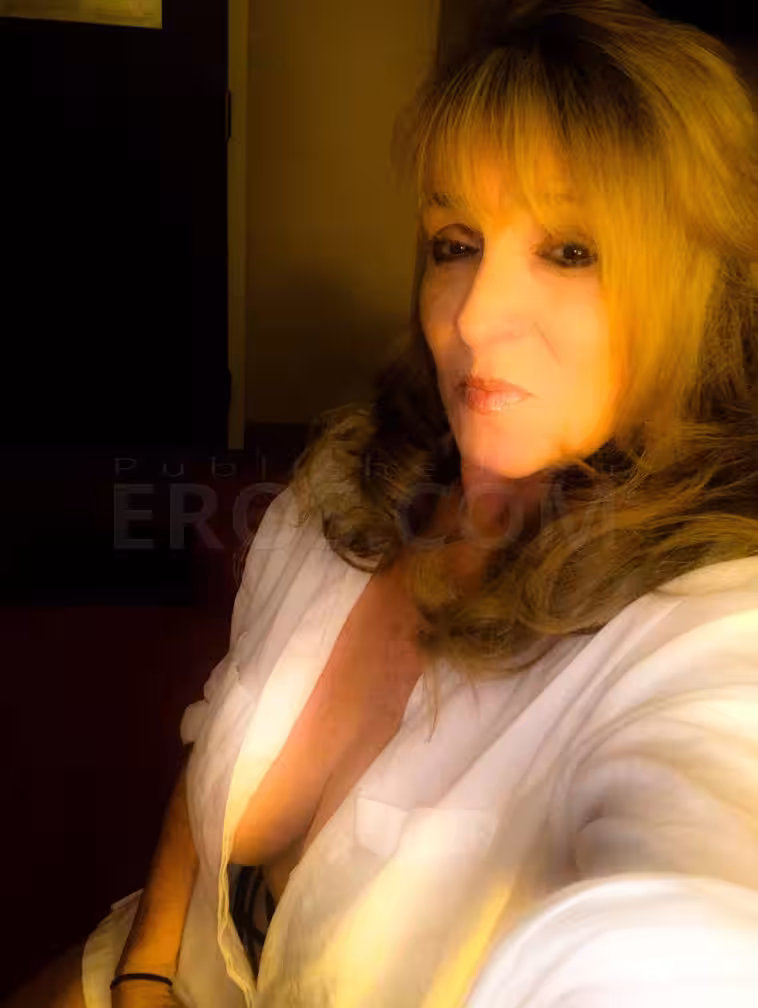 Terri, photo 4