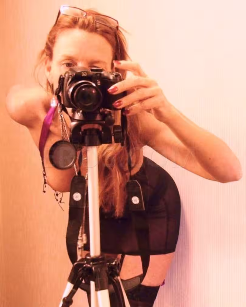Nicole Kelly, photo 5