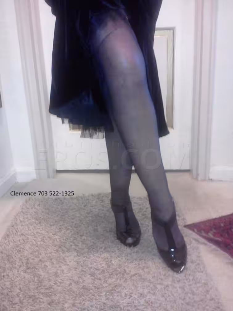 Muguette / Maxine DeParis / Clemence, photo 5