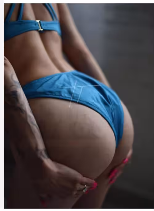 Desiree Foxx, photo 2